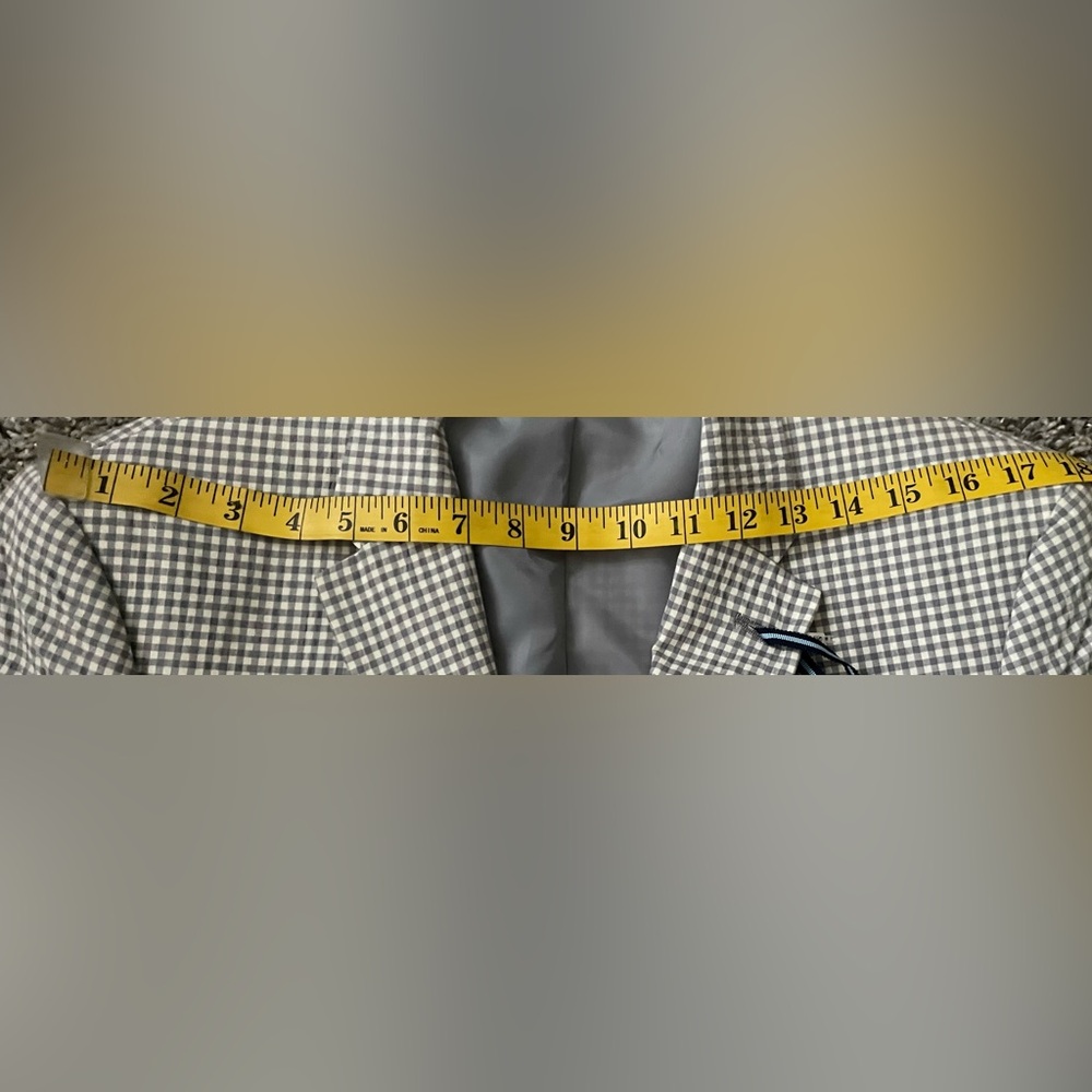 Tommy Hilfiger Gray Sport Coat with Classic Tailoring - Picture 8 of 11